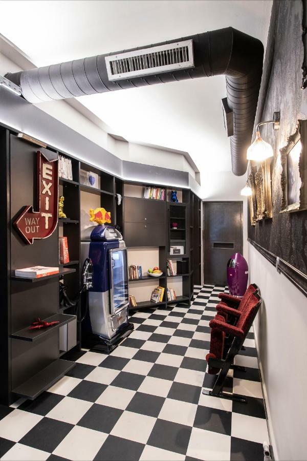 Bespoke House Aparthotel 3*