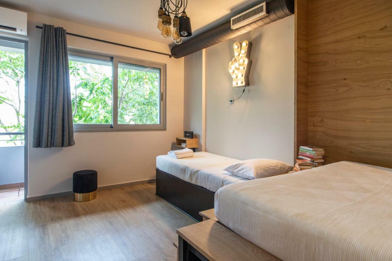 Bespoke House Aparthotel 3*