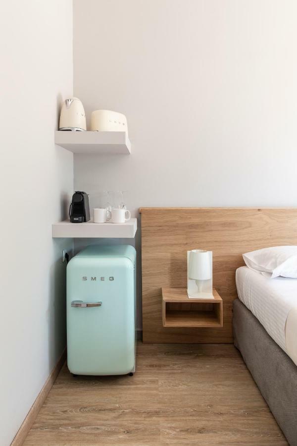 Bespoke House Aparthotel 3*